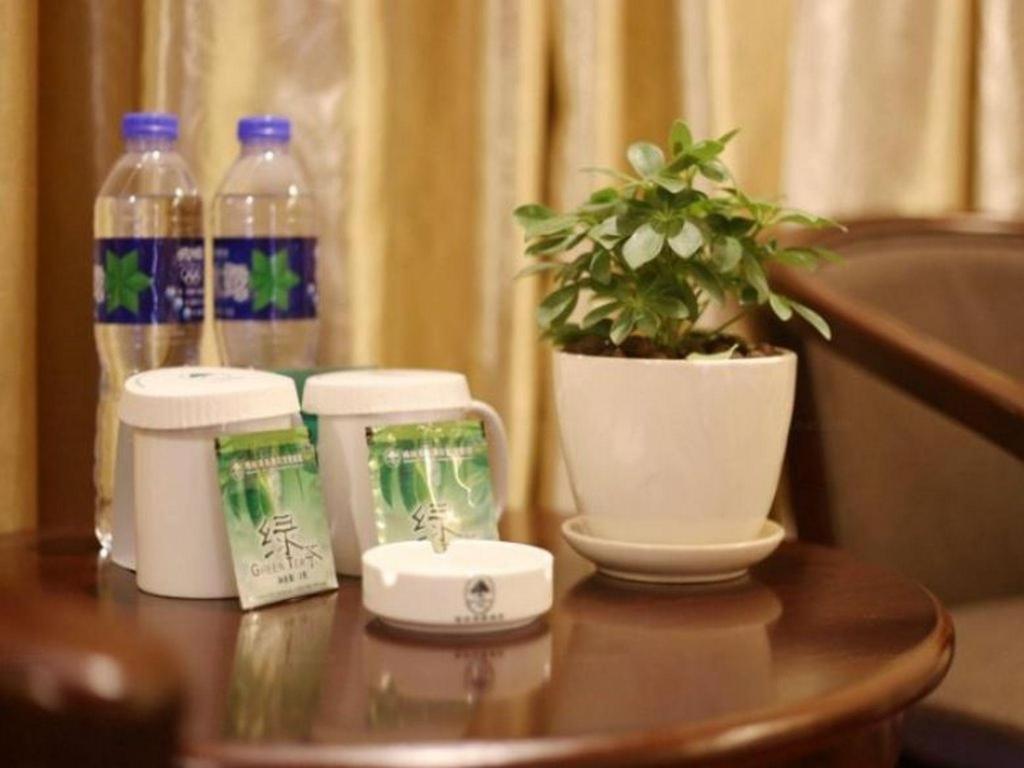 Greentree Inn Suzhou Industrial Zone Yangcheng Lake Weiting Mong Kok Express Hotel Suzhou (Jiangsu) Exterior foto
