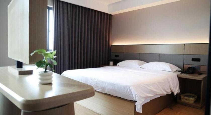 Greentree Inn Suzhou Industrial Zone Yangcheng Lake Weiting Mong Kok Express Hotel Suzhou (Jiangsu) Exterior foto